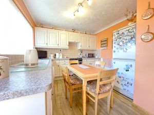 Manor Road- click for photo gallery